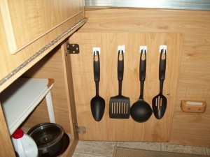 Photo from Rugged Life rv-solutions-cabinet-hooks